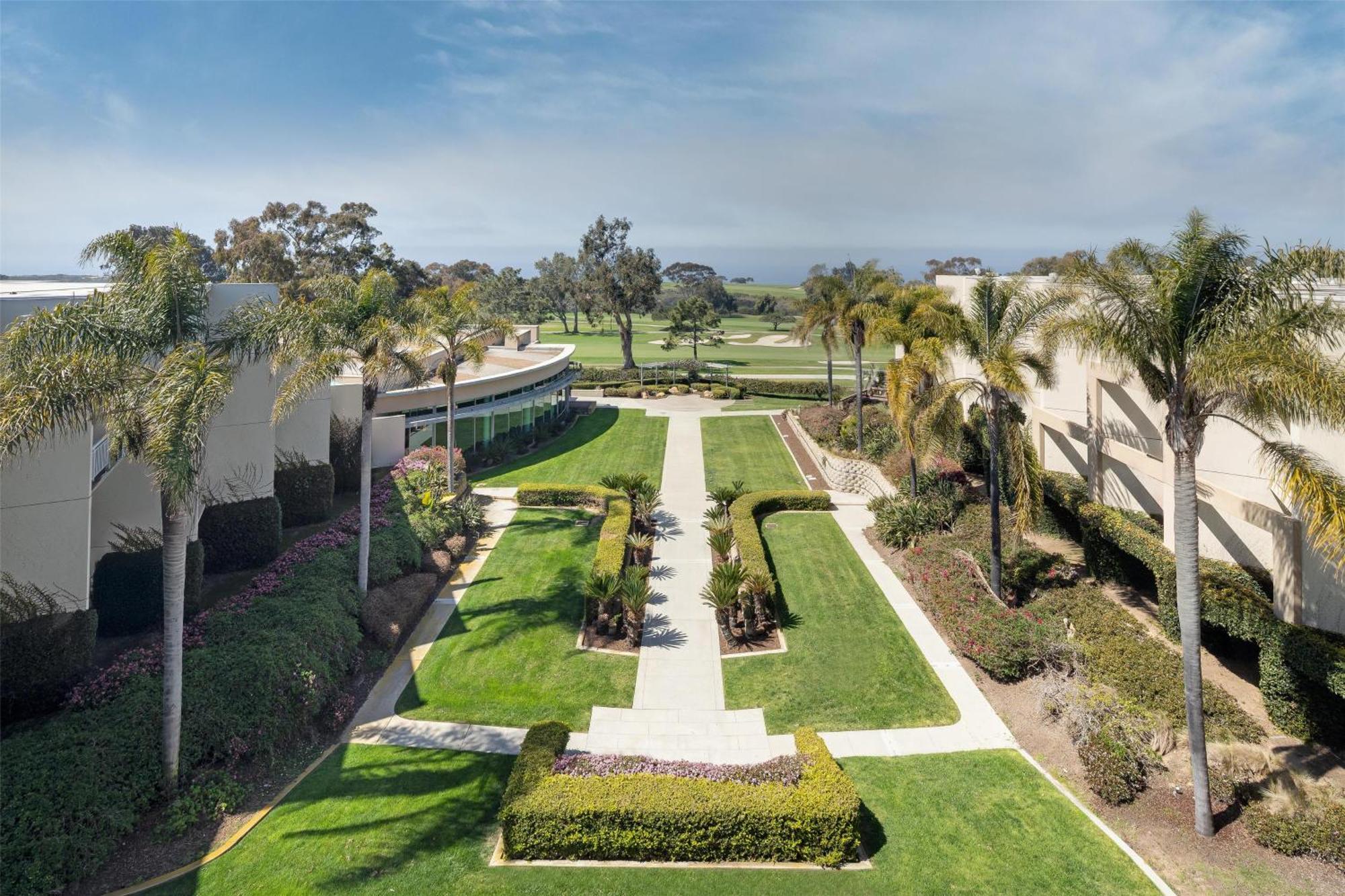 Hilton La Jolla Torrey Pines Resort